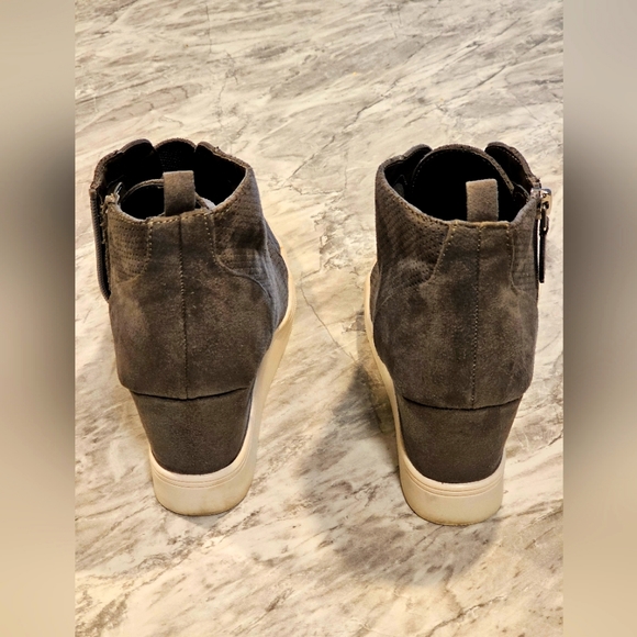 MIA Hidden Wedges - Picture 4 of 6